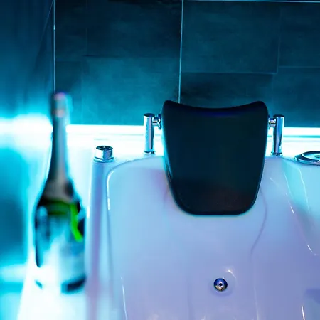 Impulses Idromassaggio דירה בארלטה